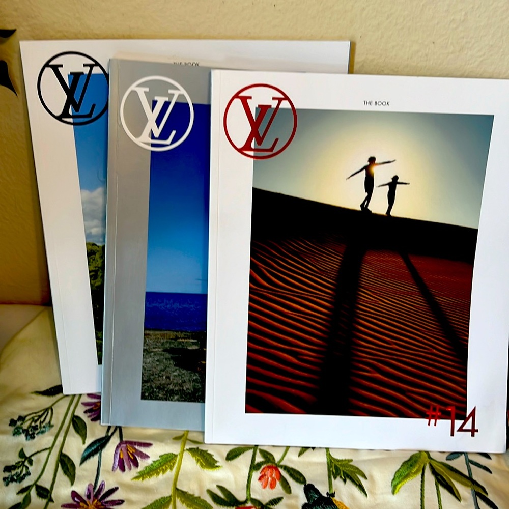 Set of 3 LV catalogs/ books